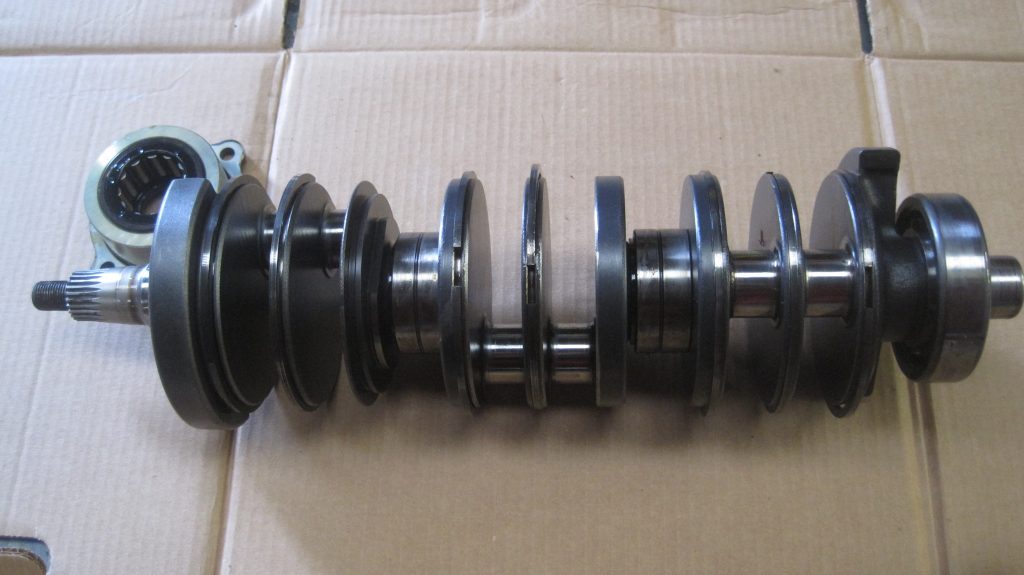 Second hand Mercury outboard crankshaft